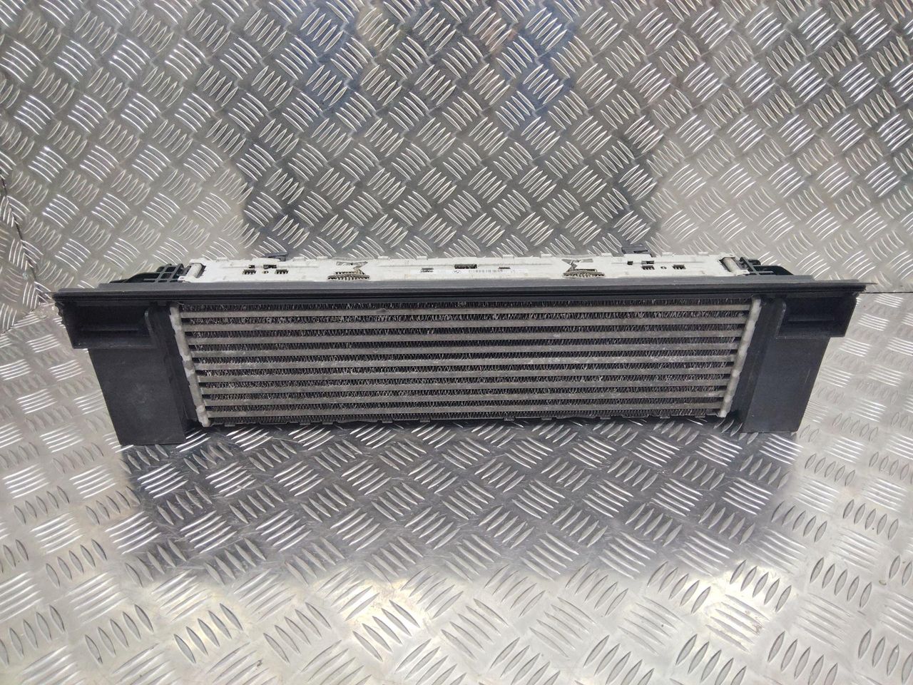 интеркулер BMW 3 серия F30/F31/F34 2012, 2.0 л., дизель, 7600530