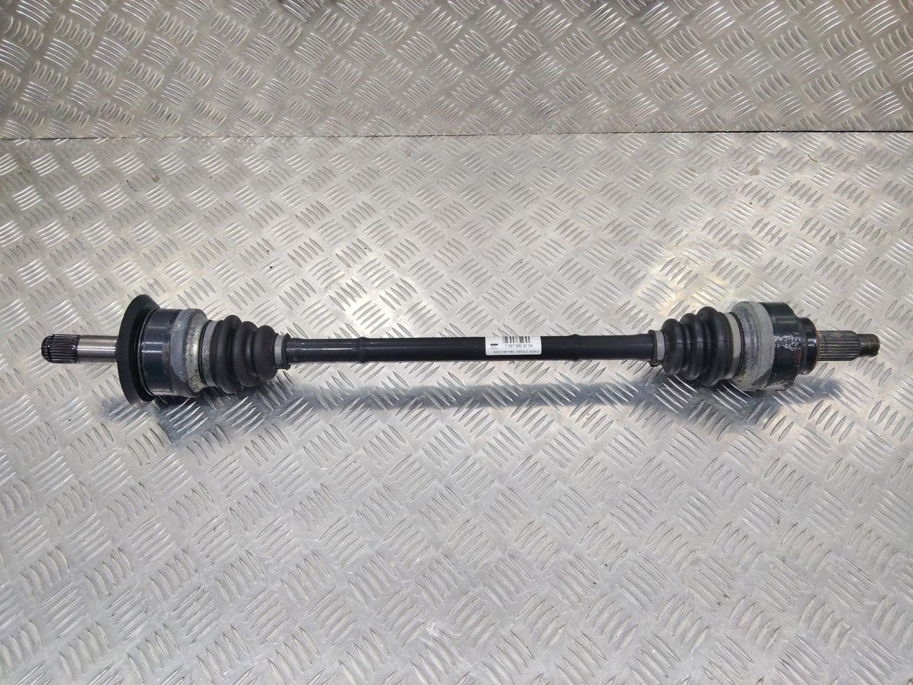 полуось задняя (приводной вал, ШРУС) BMW 3 серия F30/F31/F34 2012, 2.0 л., дизель, 7597682