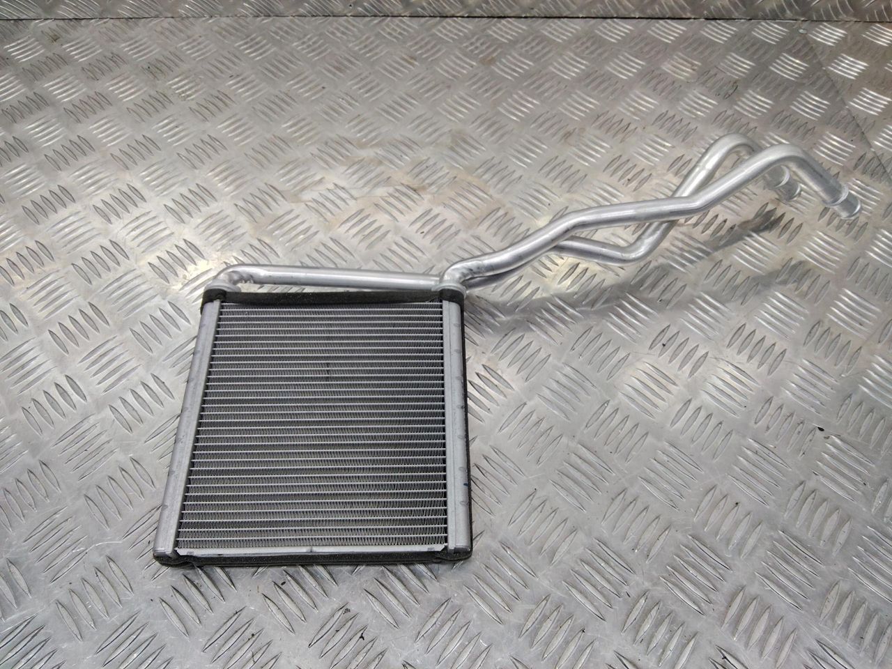 радиатор отопителя (печки) BMW X1 F48 2016