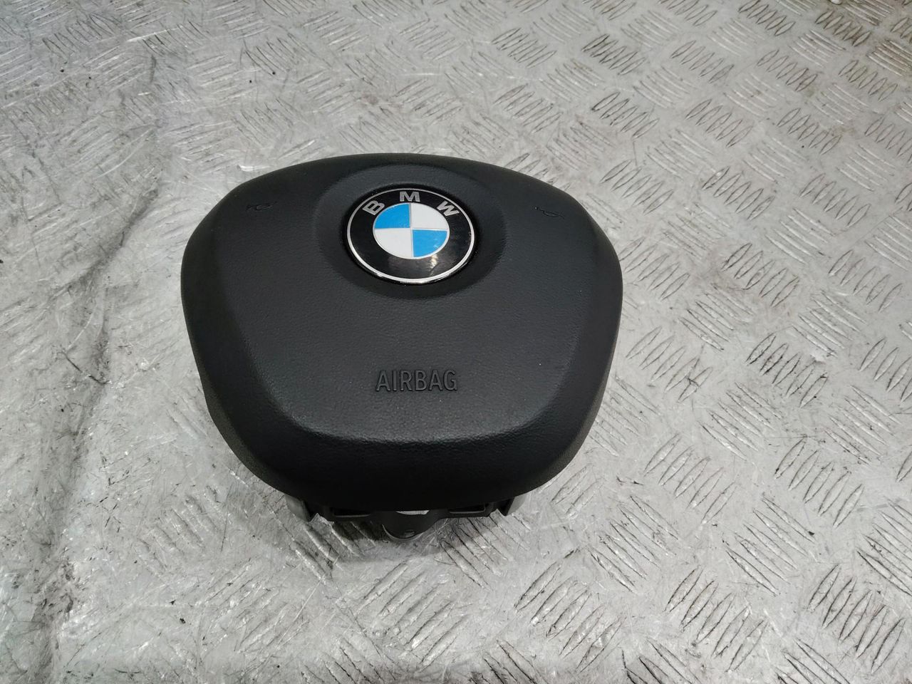 подушка безопасности водителя BMW X1 F48 2015, 2.0 л., B47 C20 B, дизель, 7384801, 33687384801