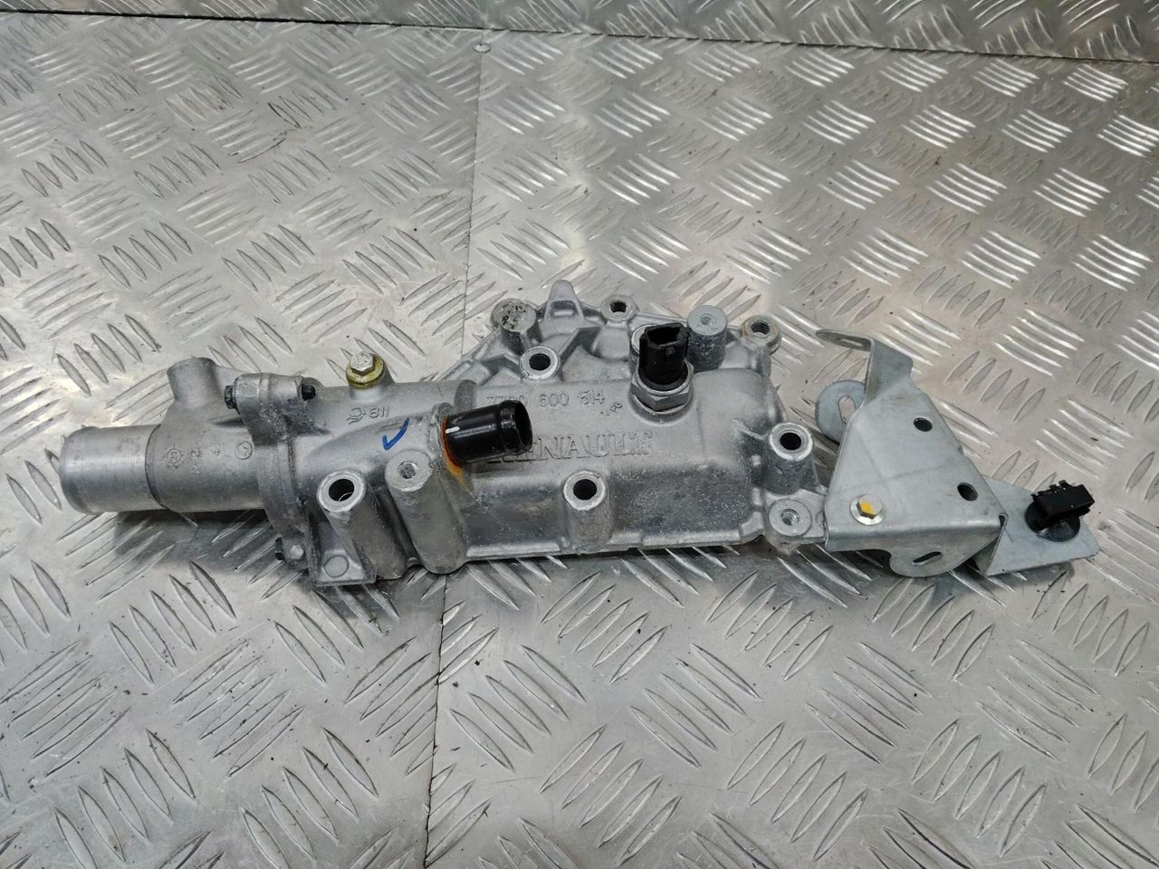 корпус термостата Renault Duster 2 поколение 2022, 2.0 л., бензин, 7700600514