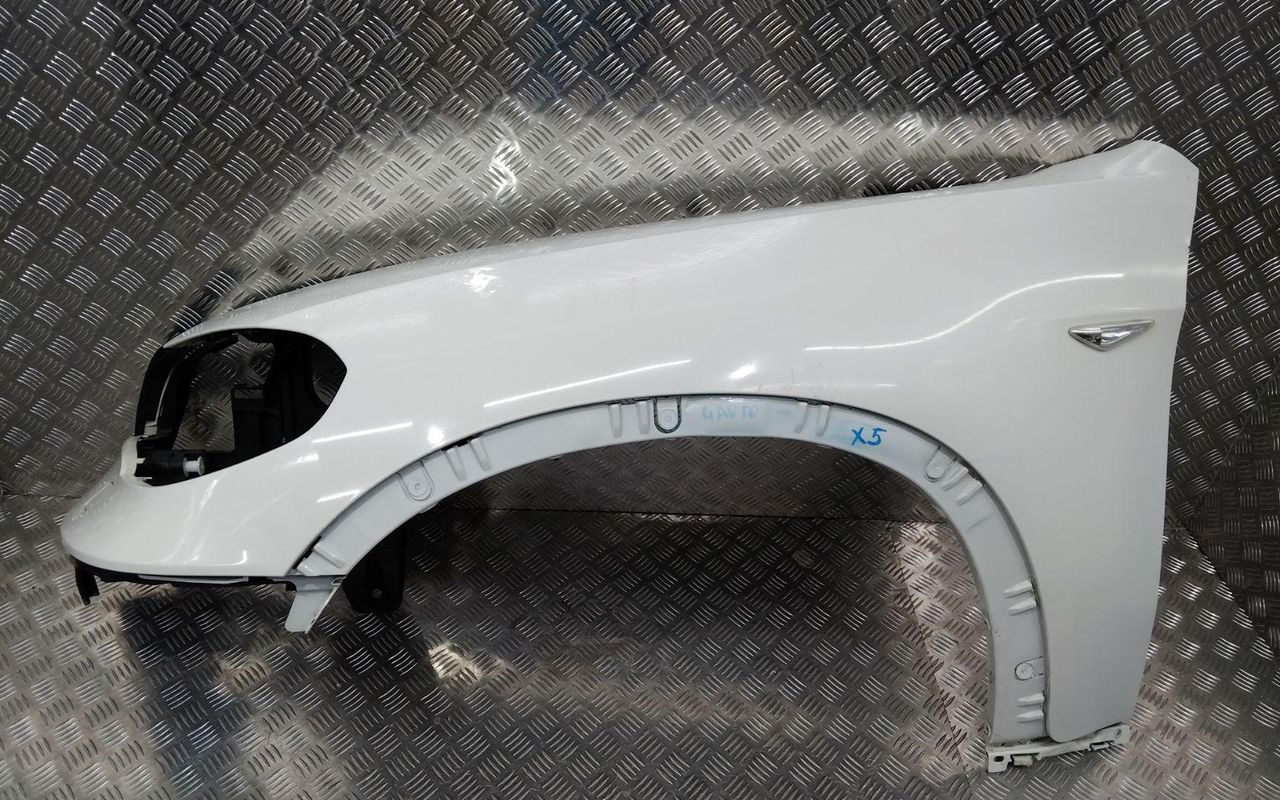 крыло переднее левое BMW X5 E70 [рестайлинг] 2011, 7222975