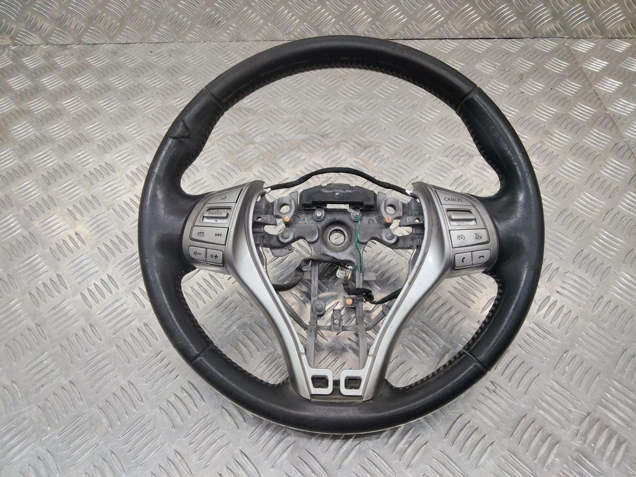 руль Nissan Qashqai 2 поколение 2015