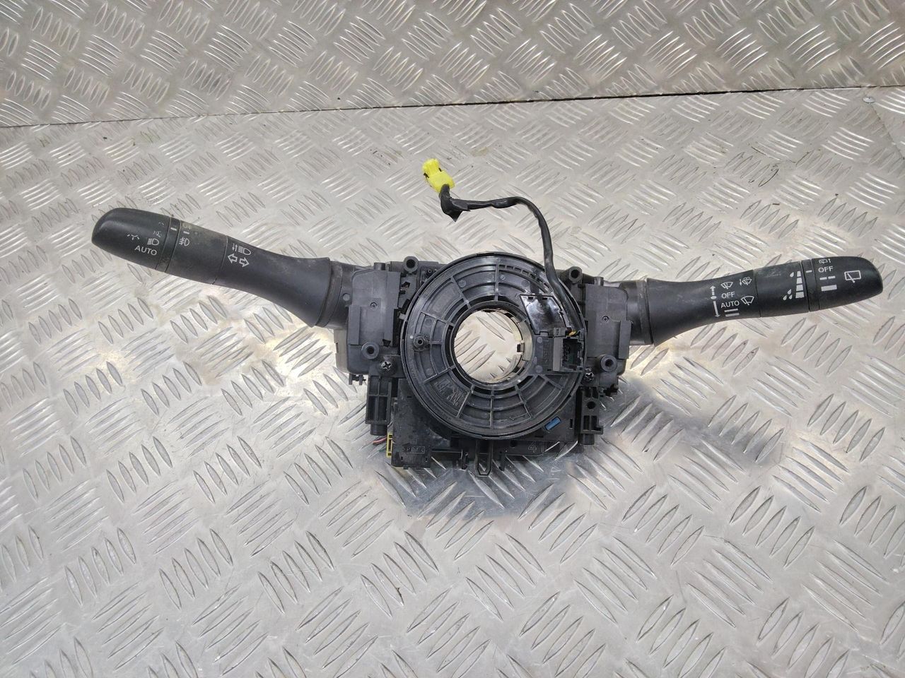 переключатель подрулевой (стрекоза) Nissan Qashqai 2 поколение 2015, 255544EA0A