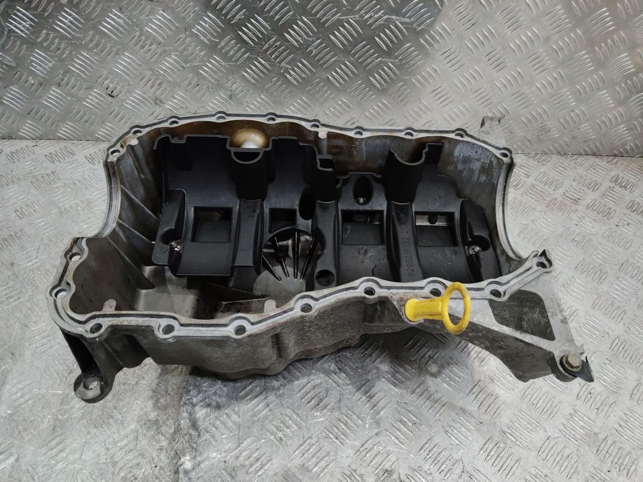 масляный поддон Renault Kangoo 1 поколение [рестайлинг] 2006, 1.6 л., бензин