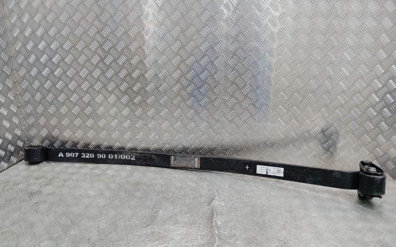 рессора задняя Mercedes-Benz Sprinter W907/W910 2020, A9073209001