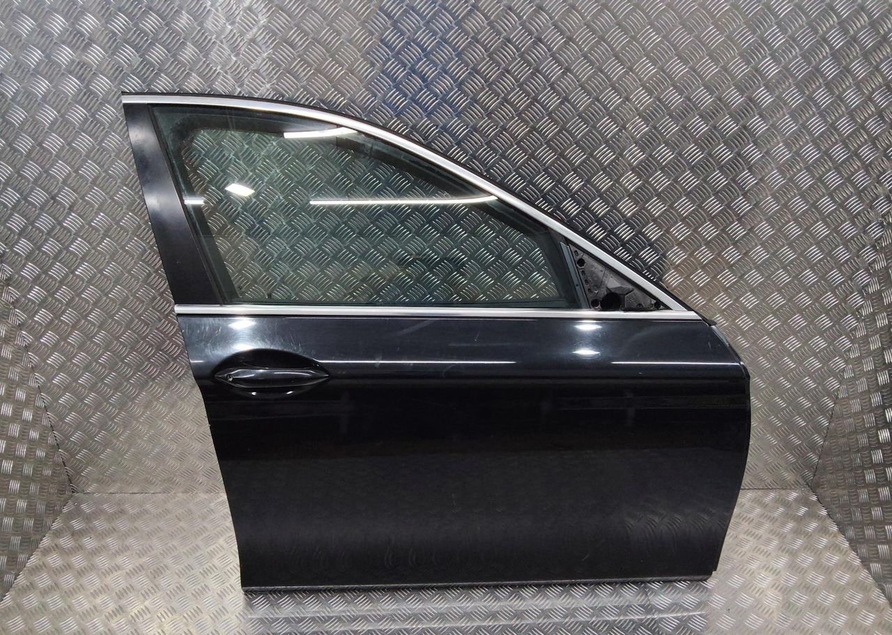 дверь передняя правая BMW 5 серия F07/F10/F11 2010