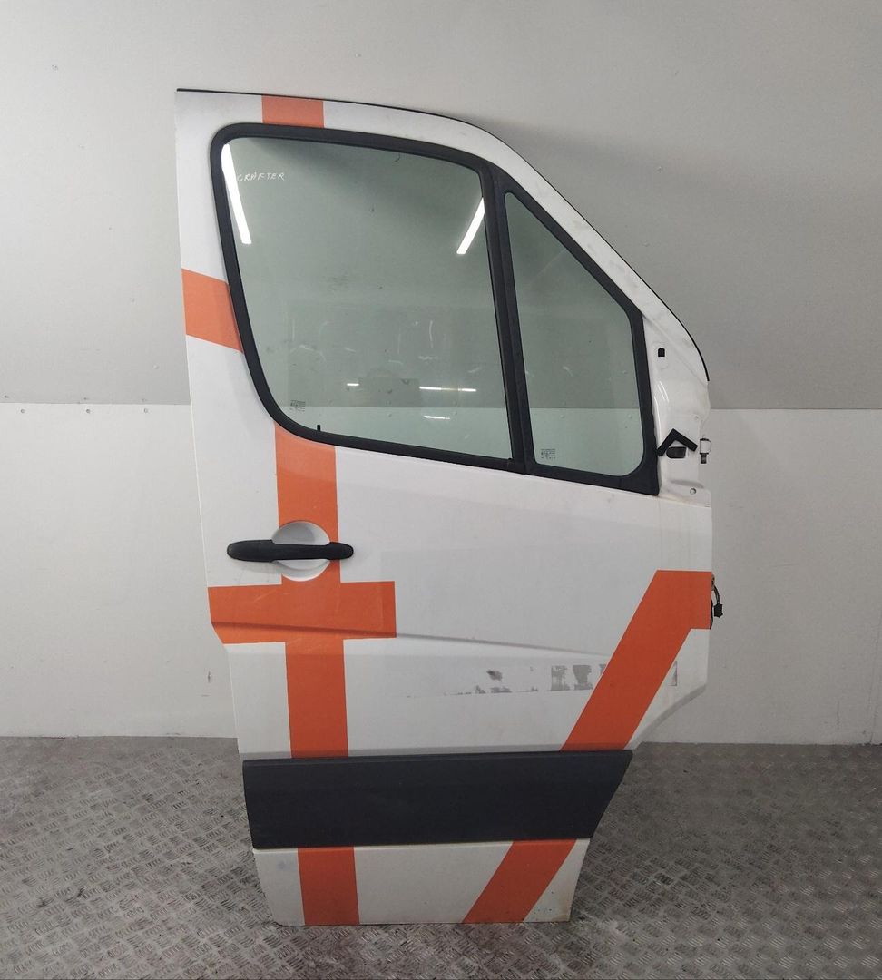 дверь передняя правая Volkswagen Crafter 1 поколение [рестайлинг] 2013