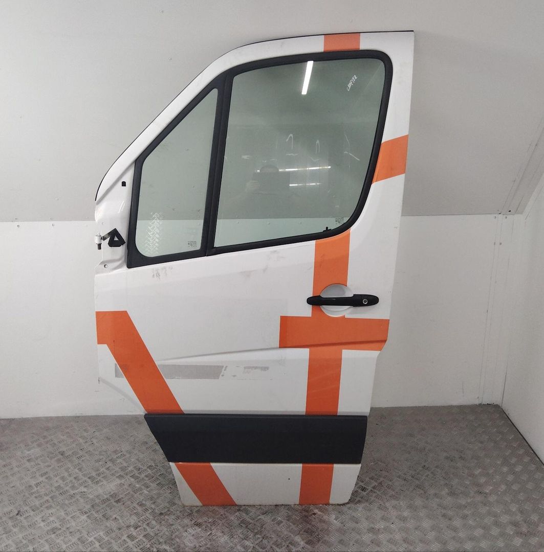 дверь передняя левая Volkswagen Crafter 1 поколение [рестайлинг] 2013