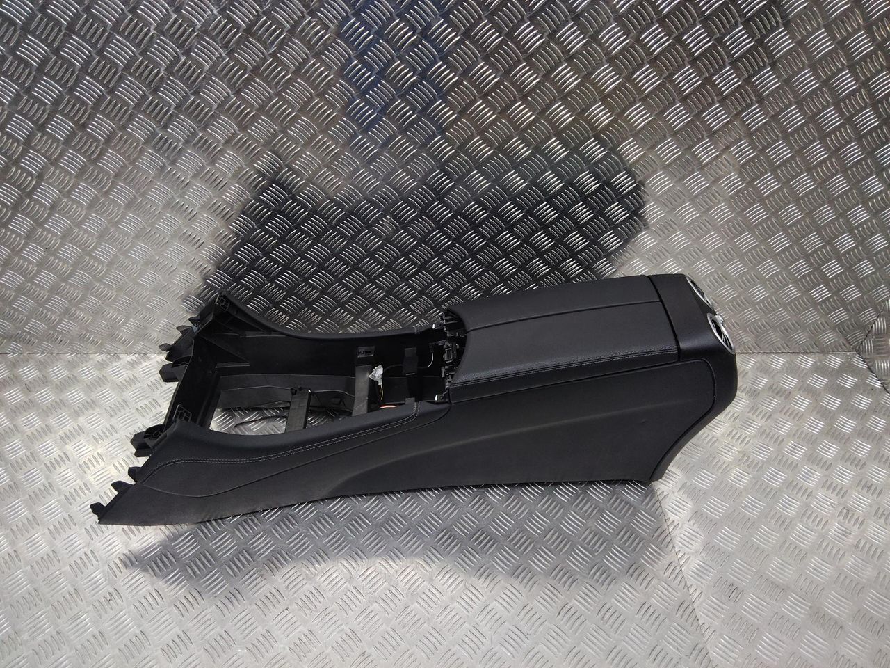 подлокотник Mercedes-Benz GLC-Класс X253/C253 2017, A2536806800