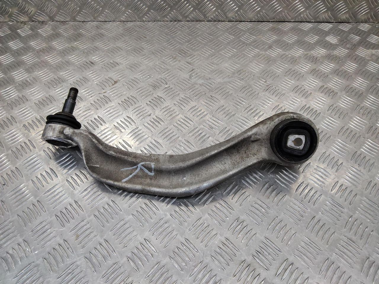 рычаг передний правый BMW 5 серия F07/F10/F11 2010, 3.0 л., дизель