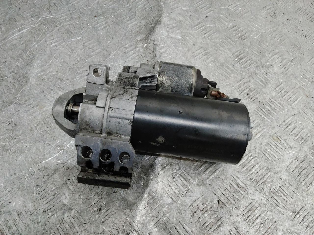 стартер BMW 5 серия F07/F10/F11 2010, 3.0 л., дизель, 0001115069