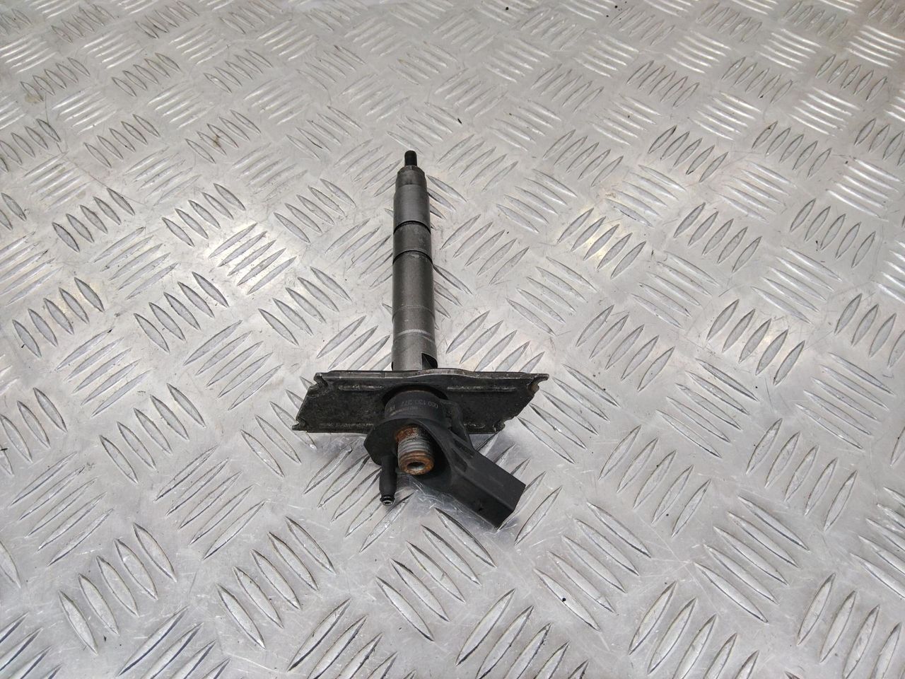 форсунка Audi A6 4F/C6 2006, 3.0 л., дизель, 059130277