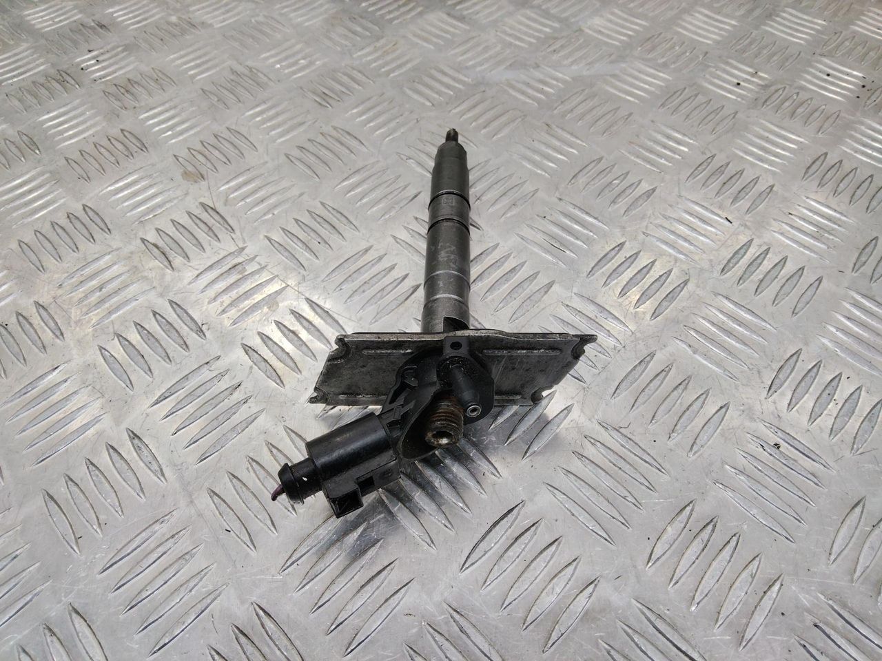 форсунка Audi A6 4F/C6 2006, 3.0 л., дизель, 059130277