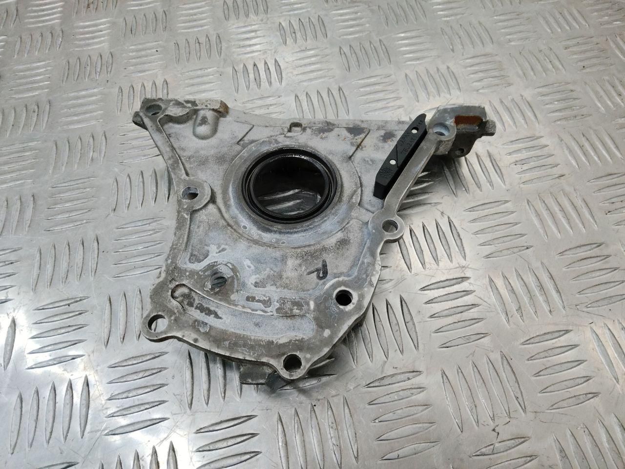 крышка двигателя передняя Renault Duster 2 поколение 2021, 2.0 л., бензин, 135116136R