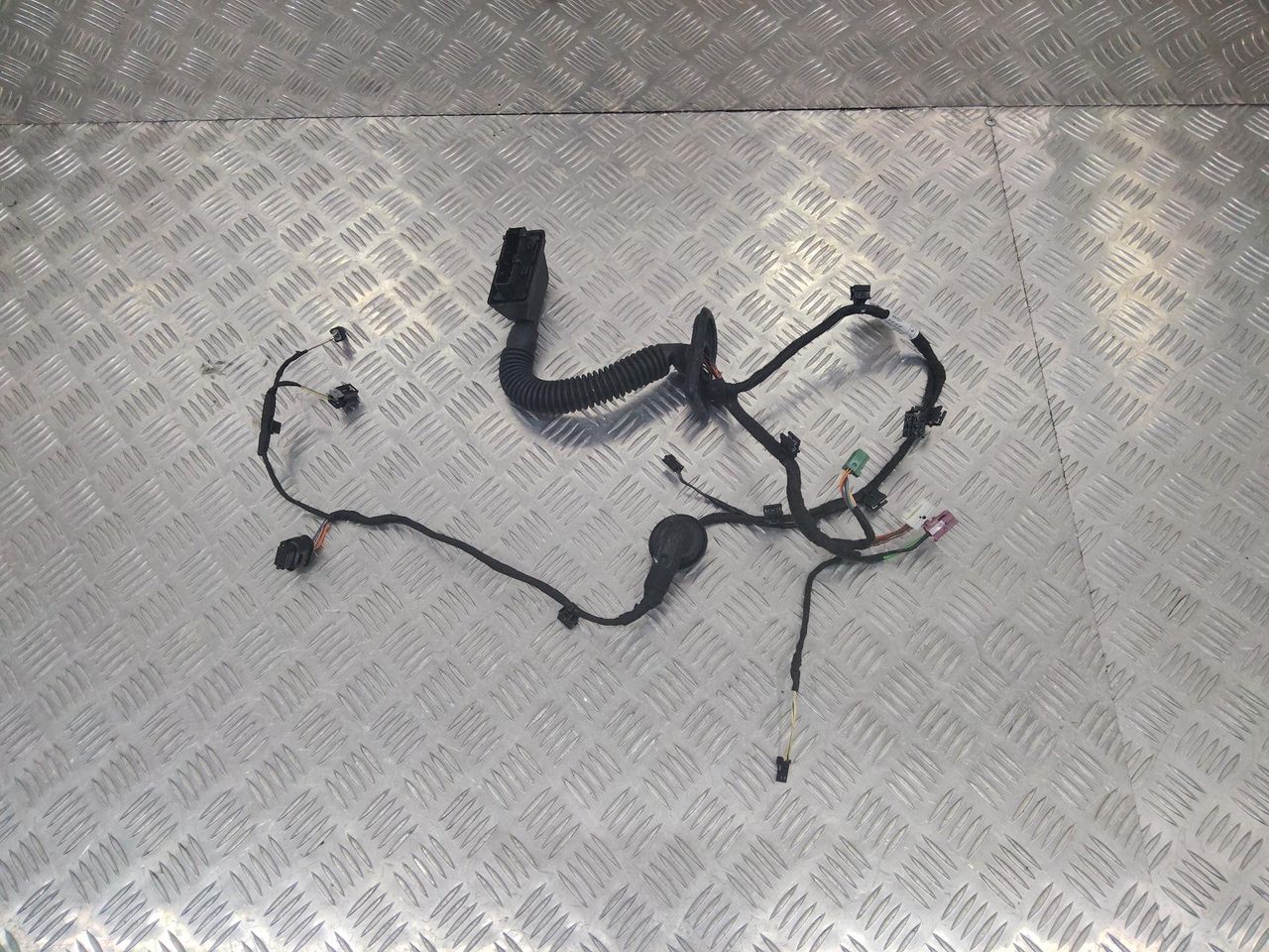 дверная проводка Mercedes-Benz E-Класс W213/S213/C238/A238 2017, A2135404543 - фото №1