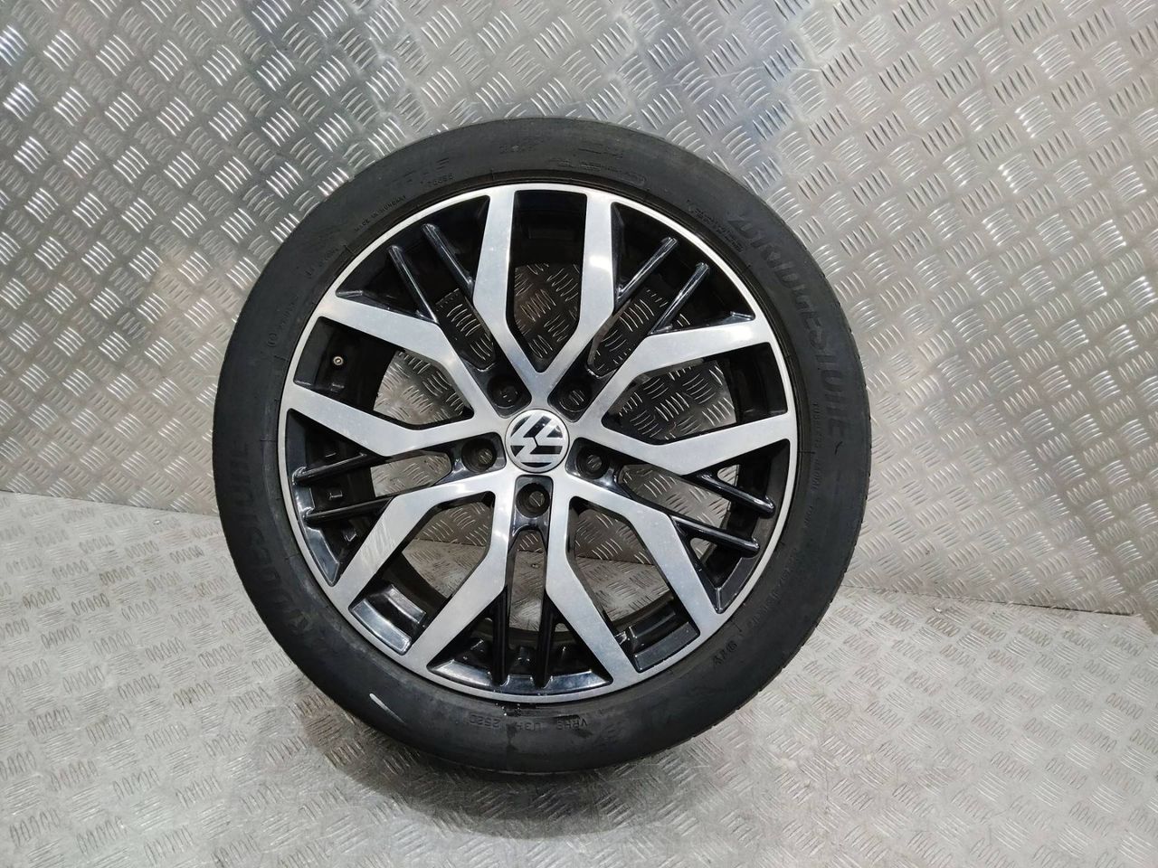 диск литой Volkswagen 2015