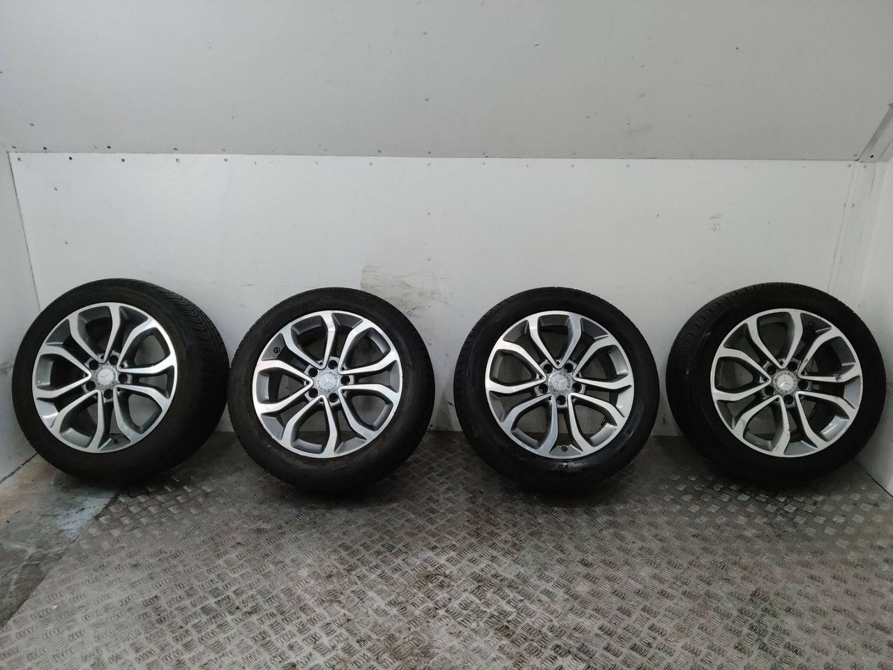 диск литой Mercedes-Benz C-Класс W205/S205/C205 2016