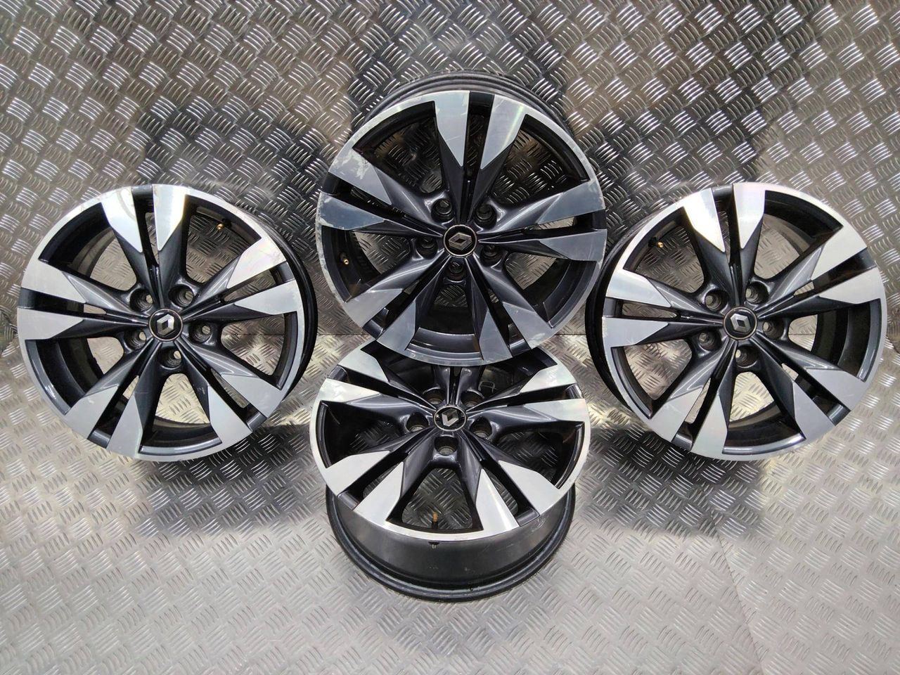 диск литой Renault Megane 4 поколение 2019, 403006218R