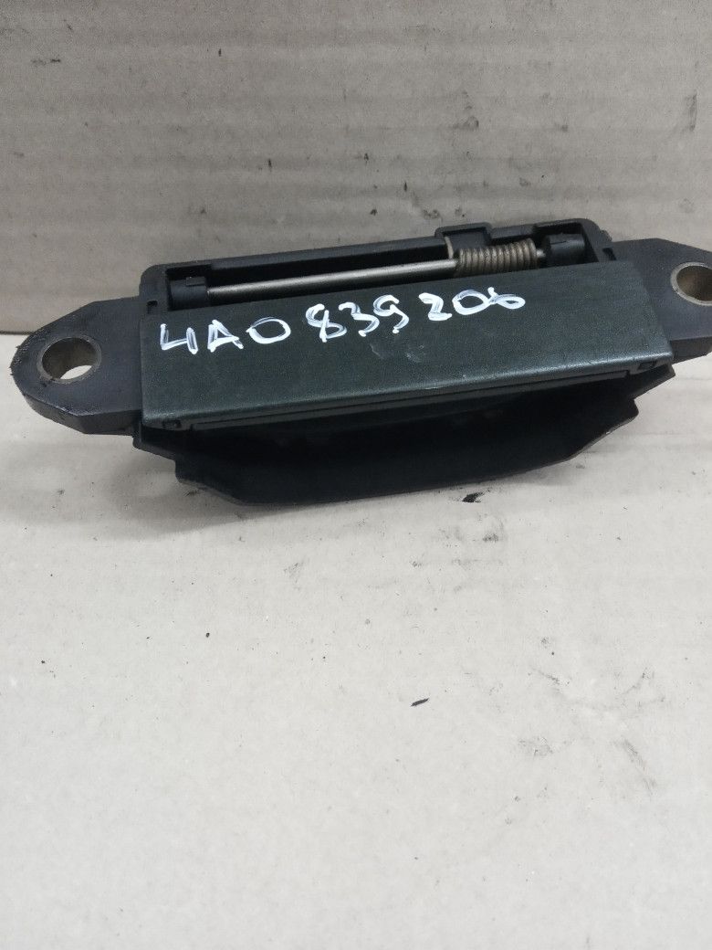 ручка наружная задняя правая Audi A6 4A/C4 1995, 4AO839206