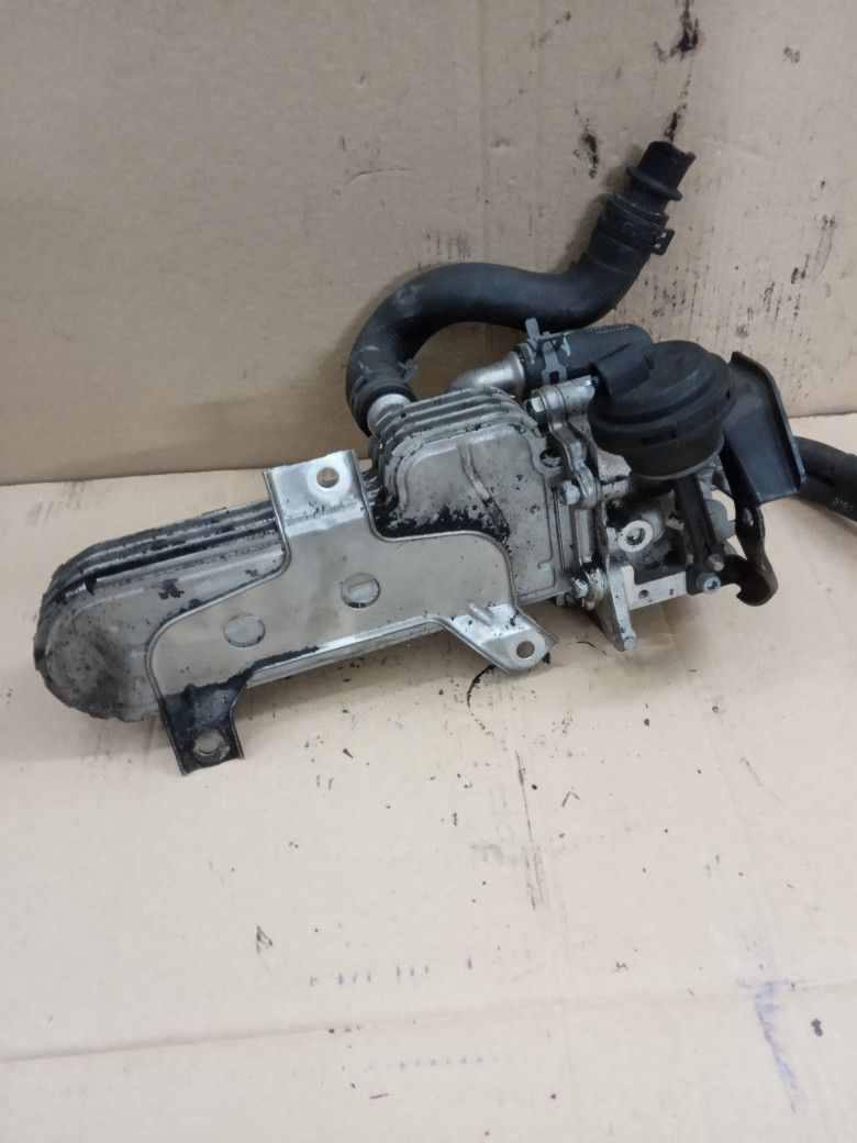 охладитель EGR / Радиатор EGR Volkswagen Golf 4 поколение 2004, 1.9 л., дизель, АКПП, хетчбэк 5 дв., 038131063C, 038131513B