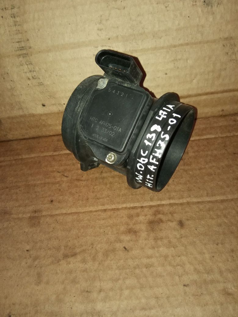 расходомер воздуха Audi A6 4F/C6 2005, 3.0 л., бензин, АКПП, седан, AFH7501A