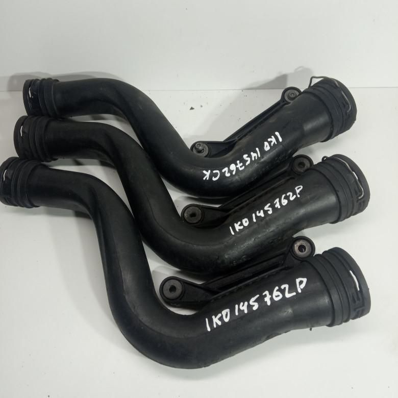 патрубок интеркулера Volkswagen Passat B6 2008, 1.9 л., дизель, седан, 1K0145762CK, 1K0145762P