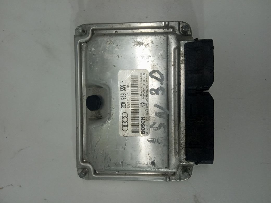 блок управления двигателем Audi A6 4B/C5 [рестайлинг] 2003, 3.0 л., бензин, седан, 8E0909559H, 0261207839