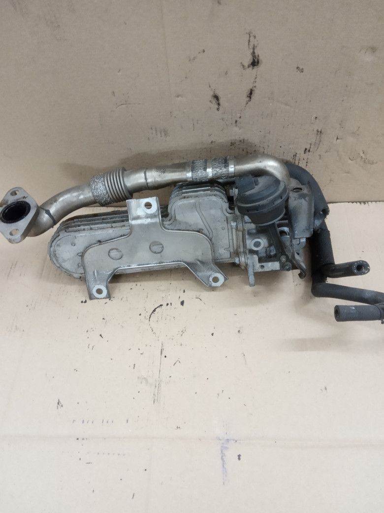 охладитель EGR / Радиатор EGR Audi A4 B7 2008, 2.0 л., дизель, АКПП, седан, 03G131063B