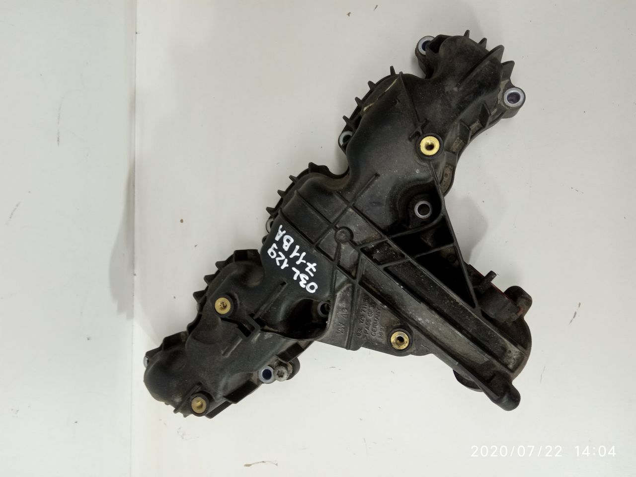 коллектор впускной Audi A6 4G/C7 2011, 2.0 л., дизель, 03D129711BA