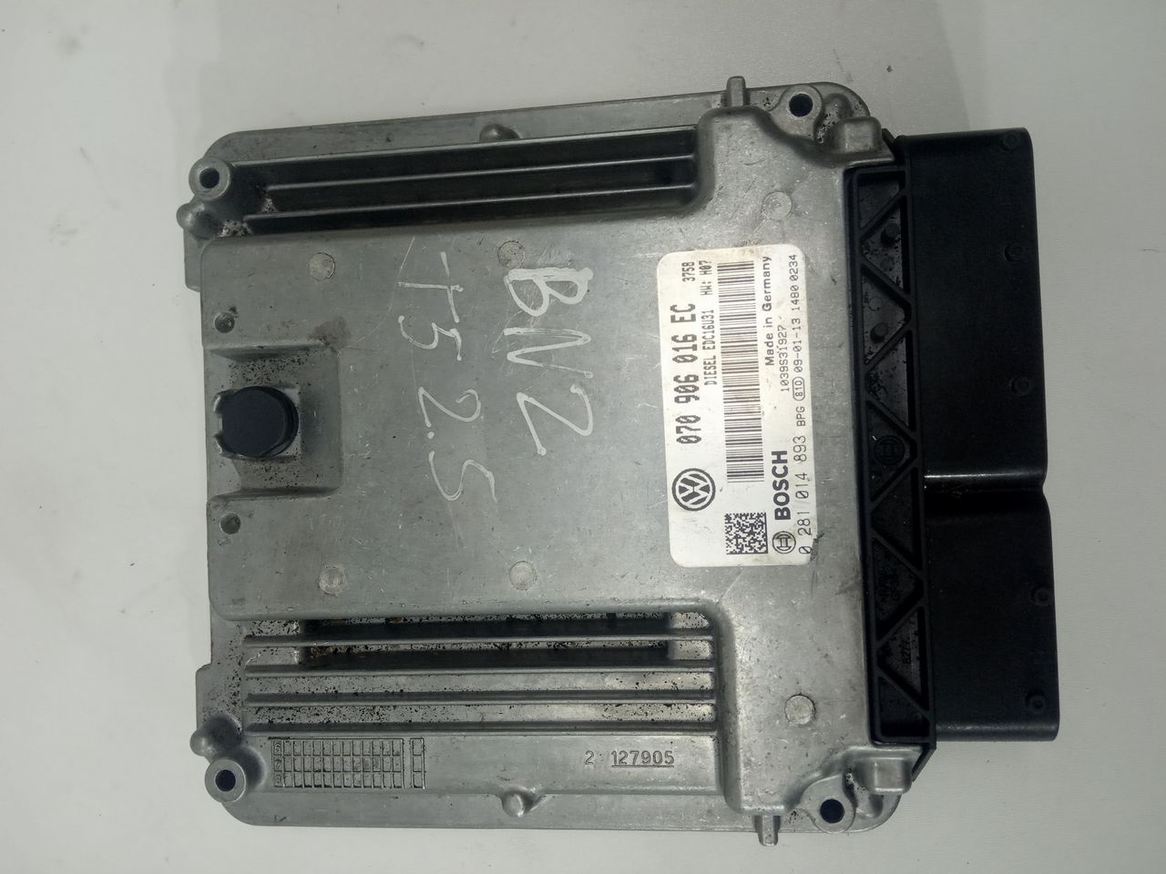 блок управления двигателем Volkswagen Transporter T5 2007, 2.5 л., дизель, 070906016EC, 0281014893