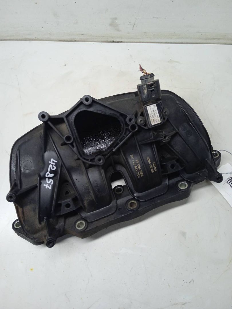 коллектор впускной Volkswagen Tiguan 1 поколение [рестайлинг] 2011, 1.4 л., бензин, 03C129711AE
