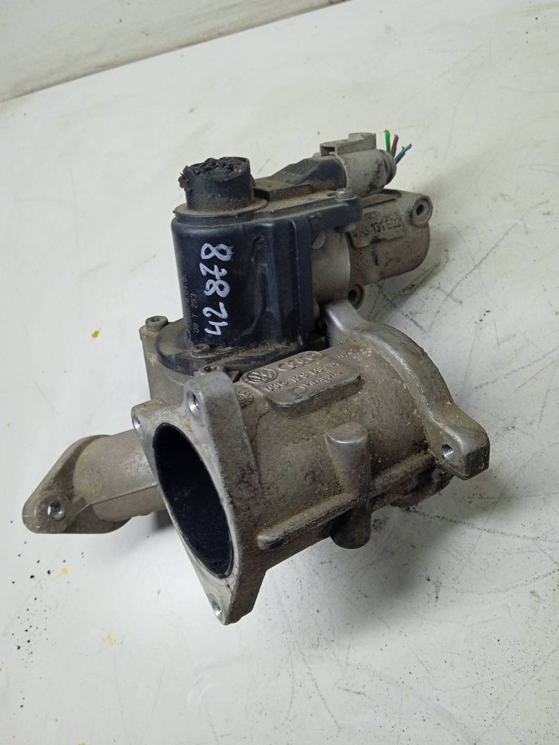 клапан EGR Volkswagen Passat B6 2009, 2.0 л., дизель, АКПП, седан, 03G131502, 03G131501D