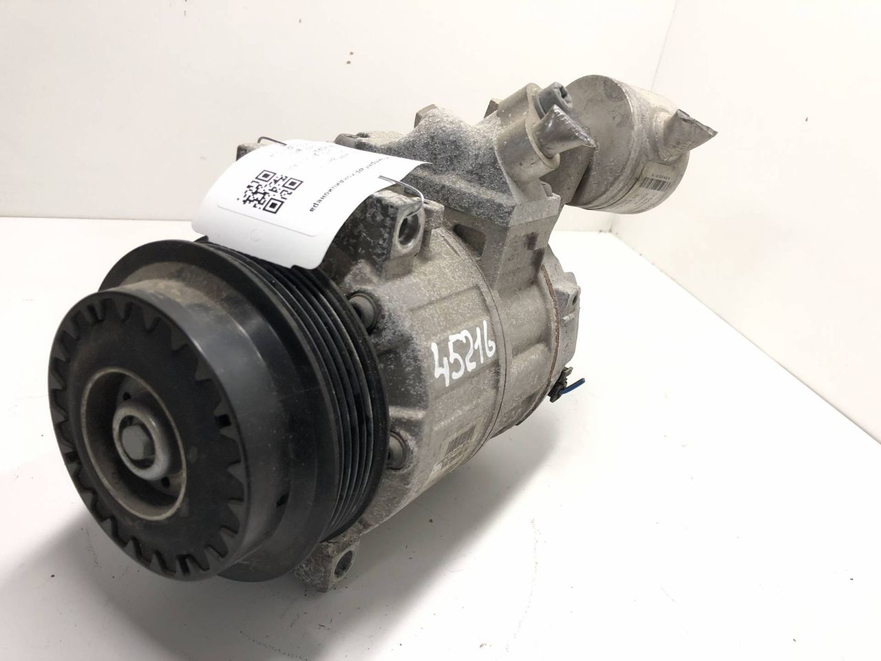 компрессор кондиционера Mercedes-Benz E-Класс W212/S212/C207/A207 [рестайлинг] 2013, 1.8 л., бензин, A0008307800, 0008307800, Q04
