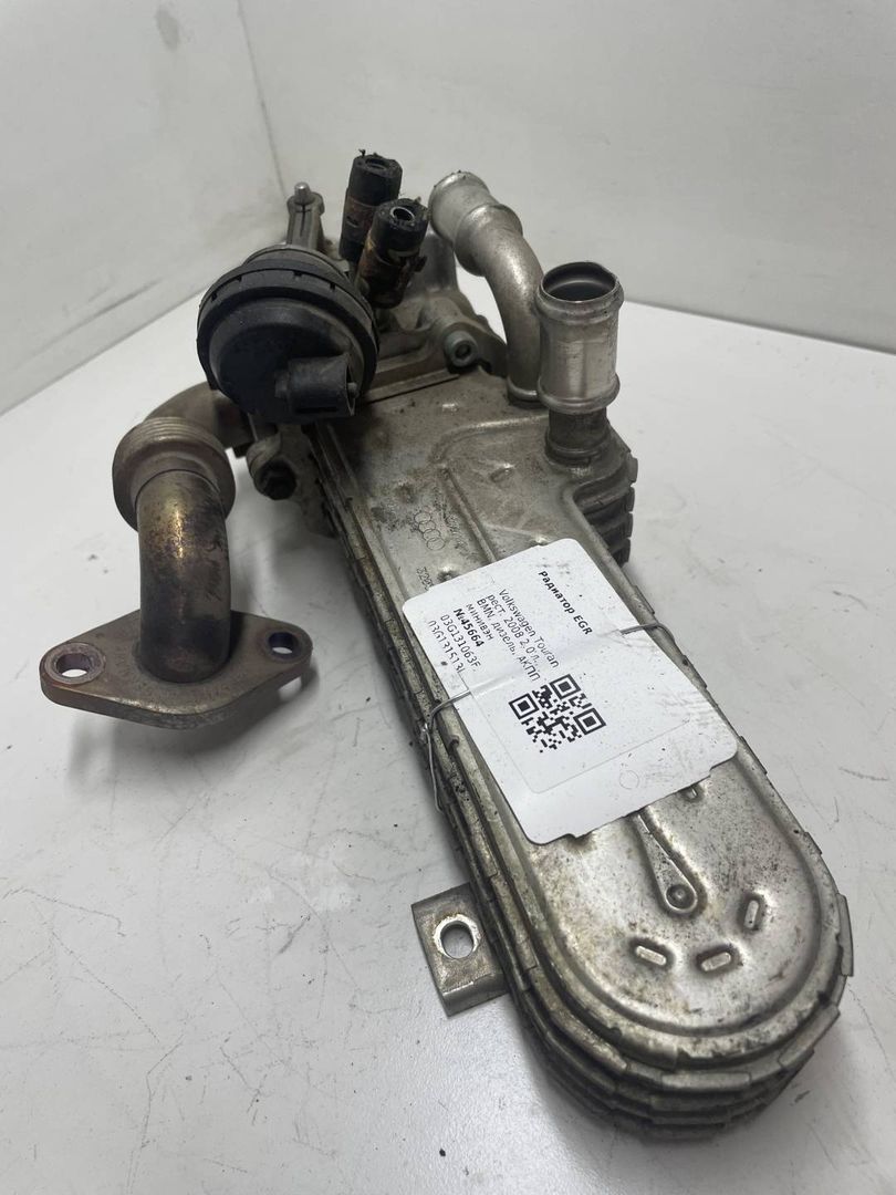 охладитель EGR / Радиатор EGR Volkswagen Touran 1 поколение [рестайлинг] 2008, 2.0 л., дизель, АКПП, минивэн, 03G131063F, 03G131513J