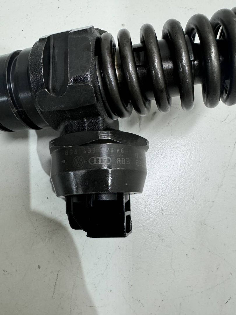 форсунка Volkswagen Transporter T5 2004, 1.9 л., дизель, 038130073AG, 0414720215