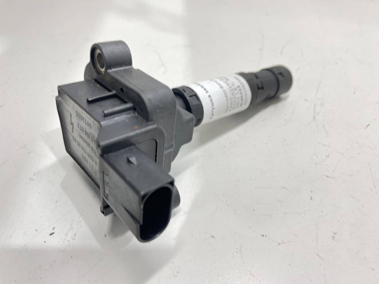 катушка зажигания Mercedes-Benz E-Класс W212/S212/C207/A207 2012, 1.8 л., бензин, A0001502580