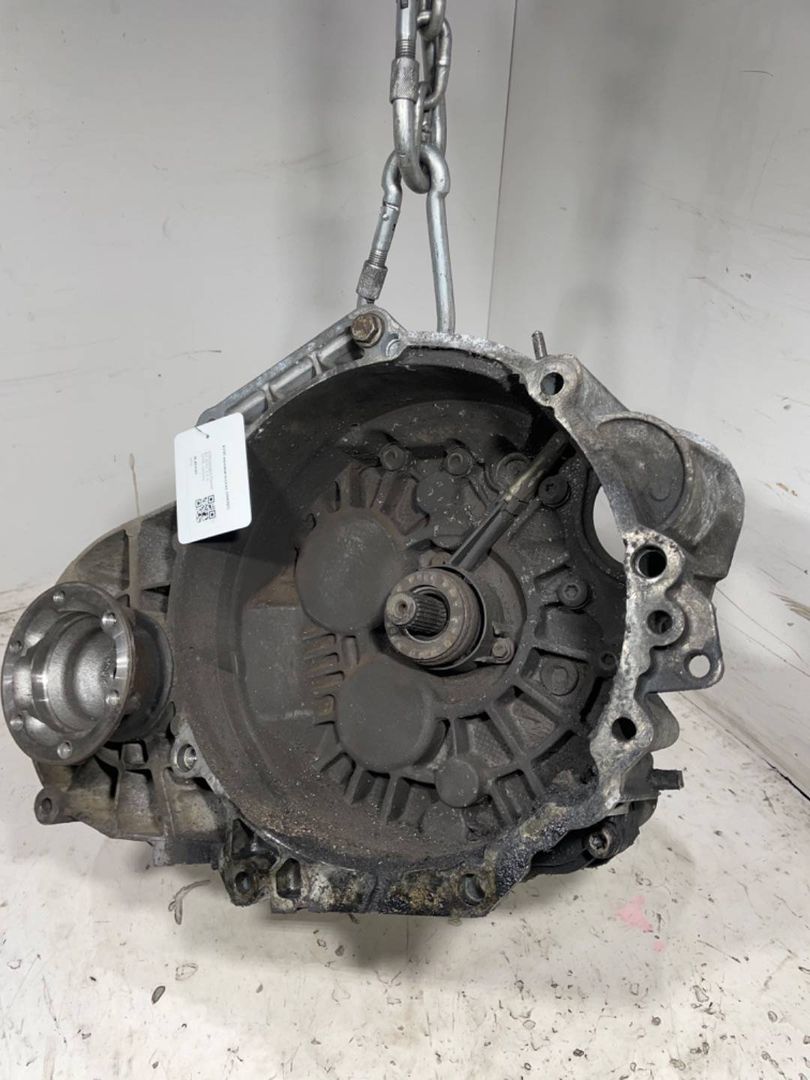 КПП механическая (МКПП) Volkswagen Passat B7 2011, 2.0 л., дизель, NFU