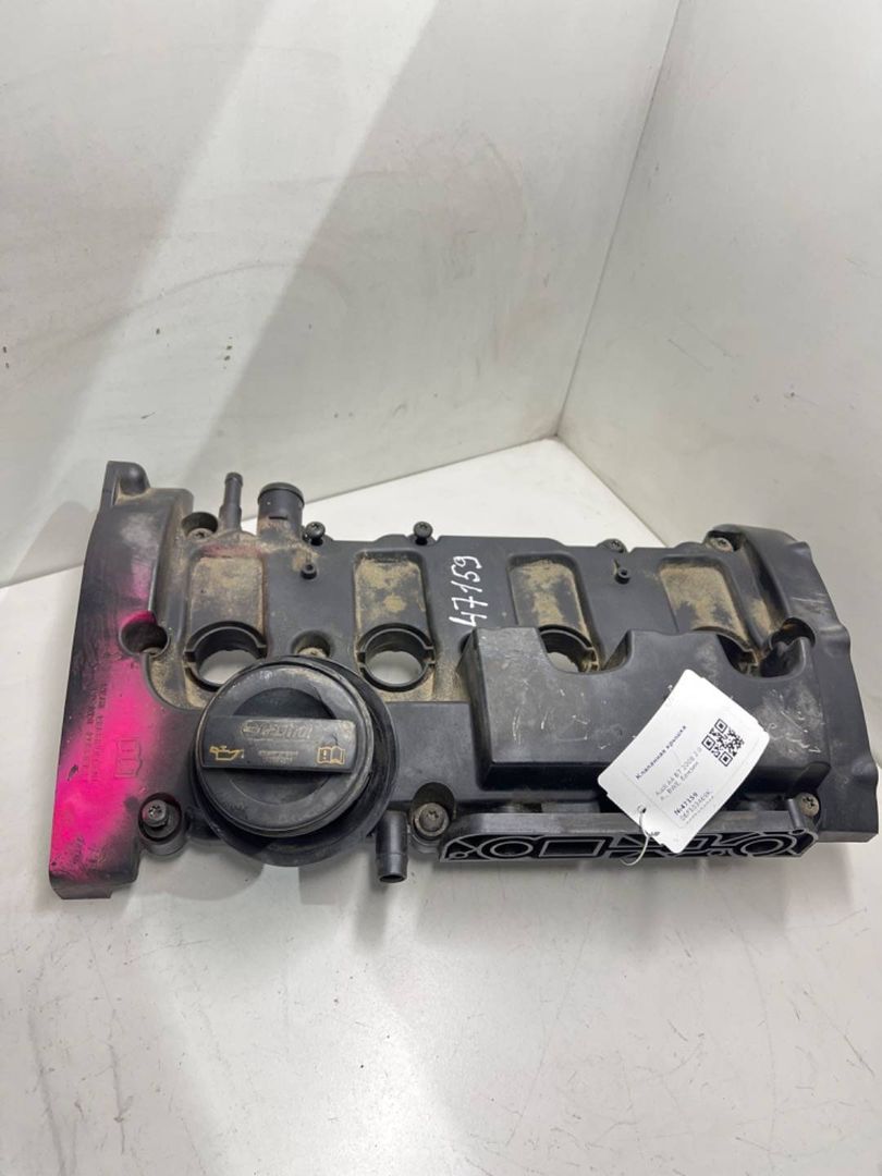 клапанная крышка Audi A4 B7 2008, 2.0 л., бензин, 06F103469K, 06F103469F, 06F103469G
