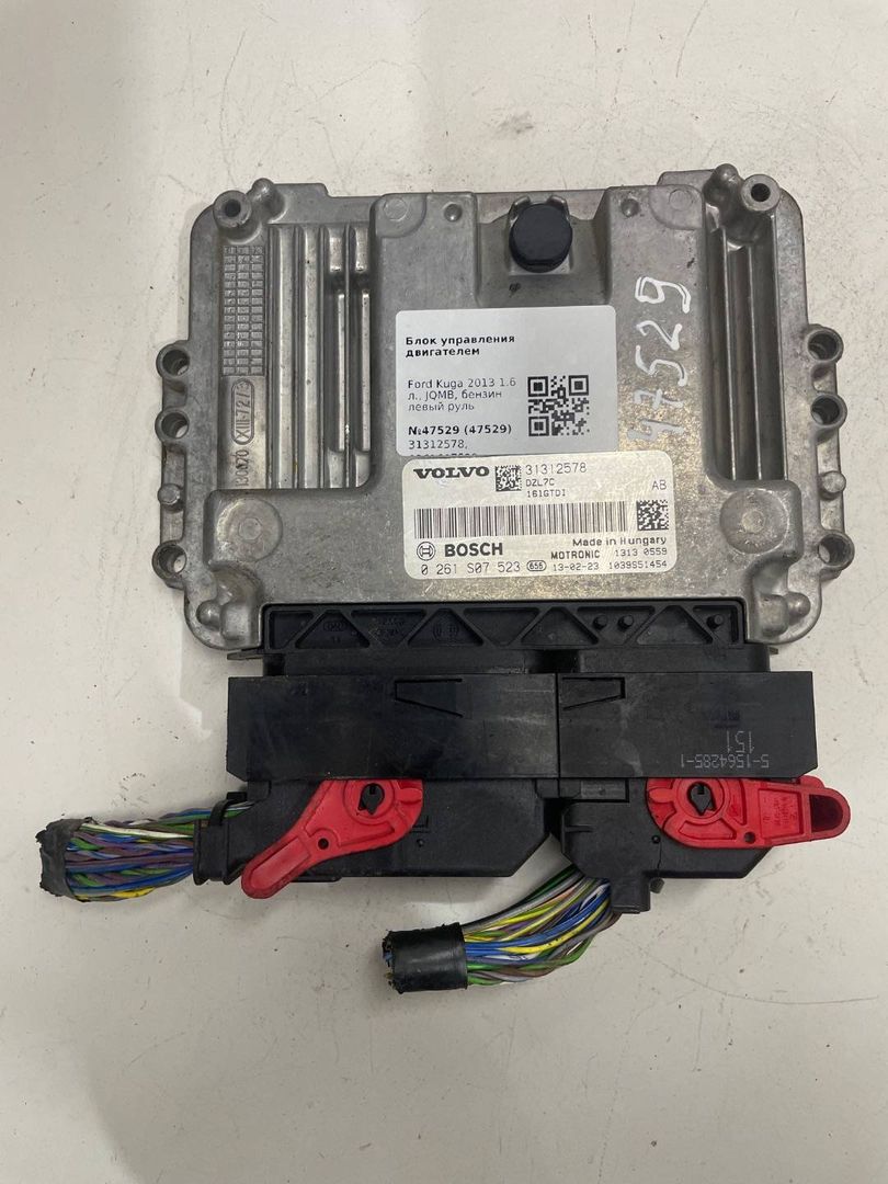 блок управления двигателем Ford Kuga 1 поколение 2013, 1.6 л., бензин, 31312578, 0261S07523