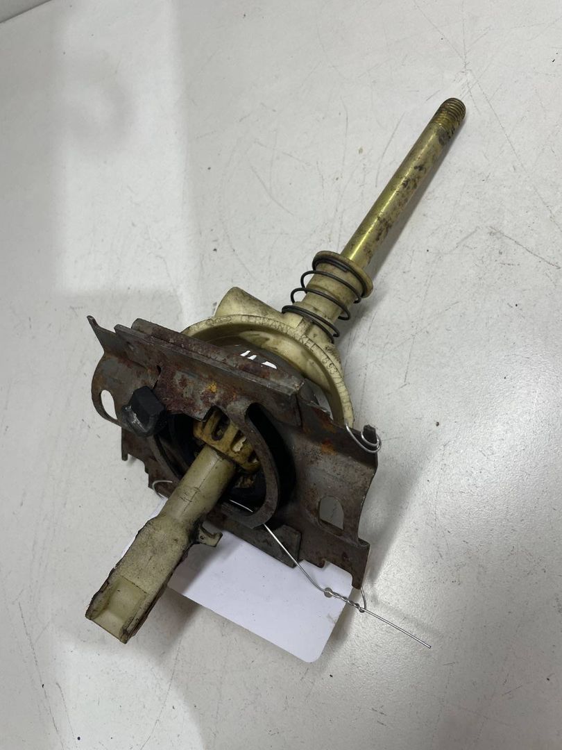кулиса Audi 80 B3 1992, 893711118E