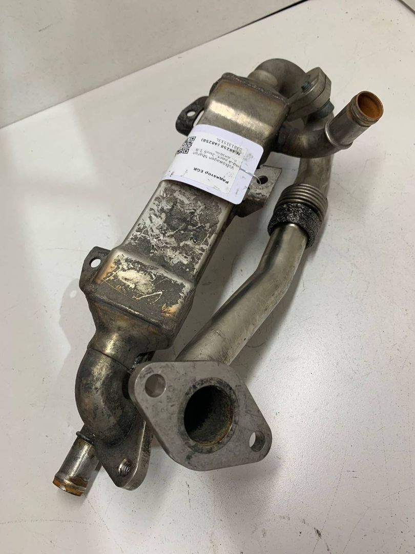 охладитель EGR / Радиатор EGR Volkswagen Sharan 1 поколение [2-й рестайлинг] 2005, 1.9 л., дизель, 038131513L