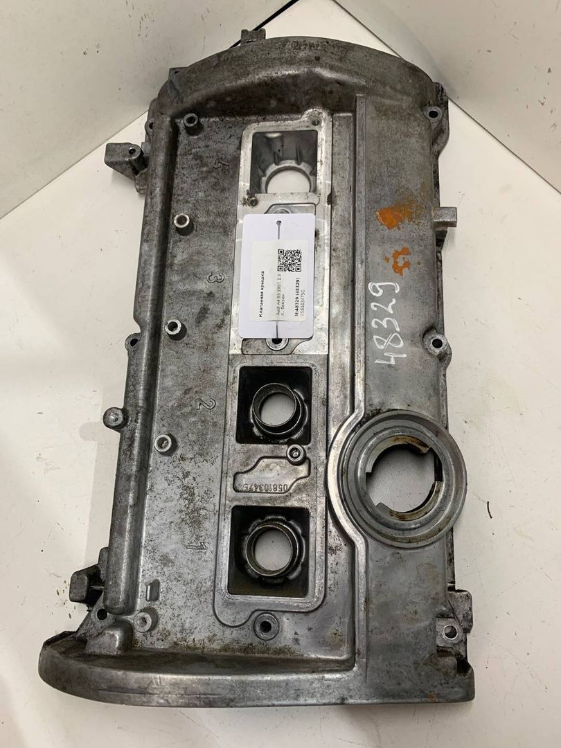 клапанная крышка Audi A4 B5 1997, 1.8 л., бензин, 058103475G