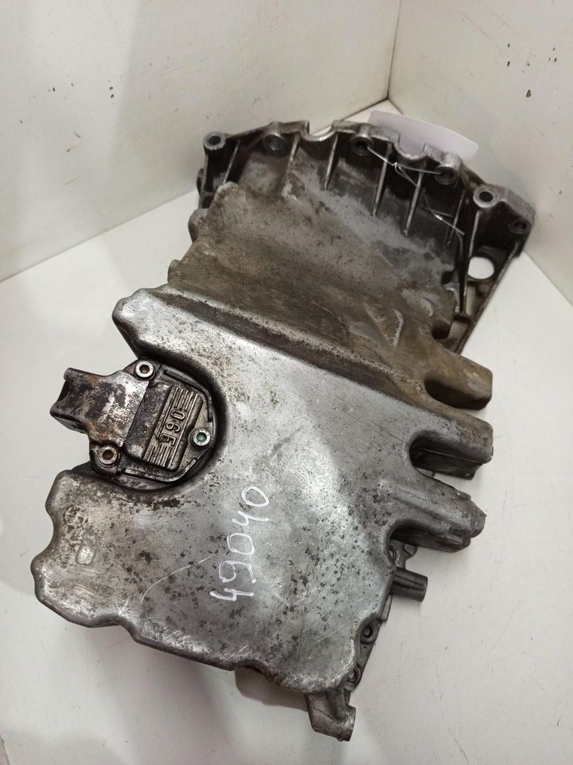 масляный поддон Audi A4 B7 2005, 2.0 л., дизель, 03G103603