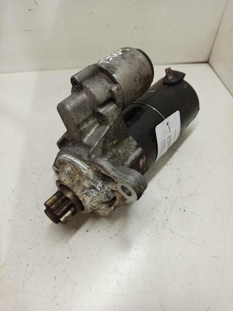 стартер Volkswagen Passat B6 2009, 2.0 л., дизель, 02E911023L, 0001123016, 0001123017, 0986020280, 0001123036, 0001123037, 0986024360, 02E911023H