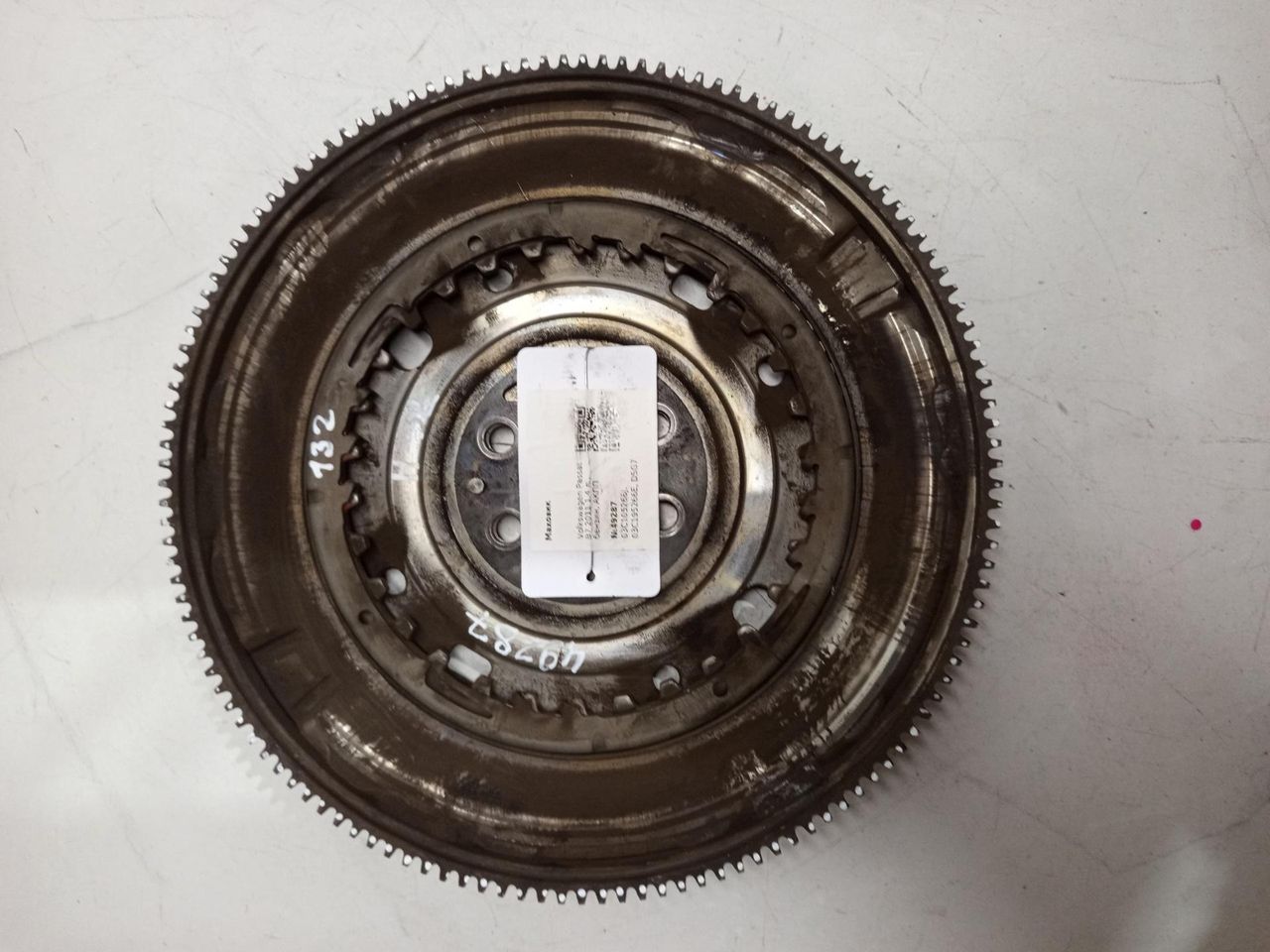 маховик Volkswagen Passat B7 2011, 1.4 л., бензин, АКПП, DSG7, 03C105266J, 03C195266E