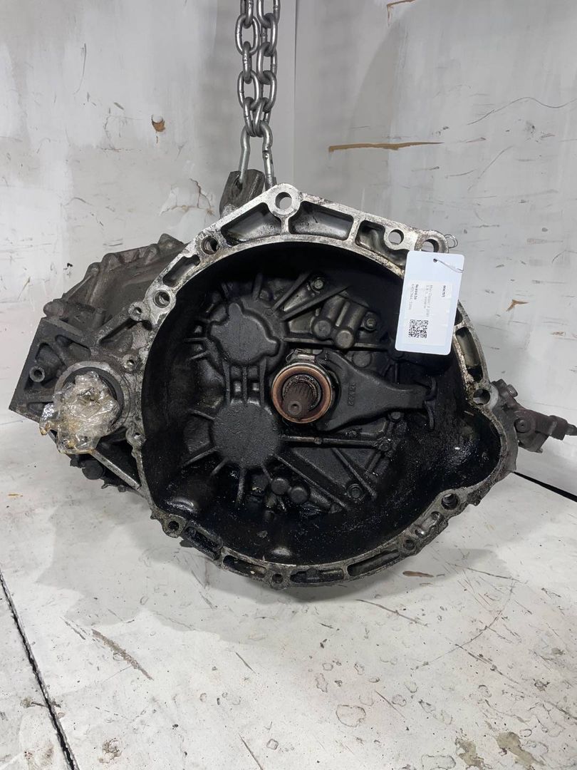 КПП механическая (МКПП) Toyota Avensis 3 поколение (T270) [рестайлинг] 2013, 1.6 л., дизель, 1WW