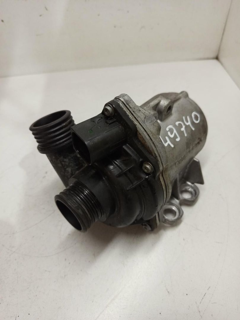 помпа BMW 5 серия F07/F10/F11 F10 2012, 3.0 л., бензин, 7632426, 11517632426