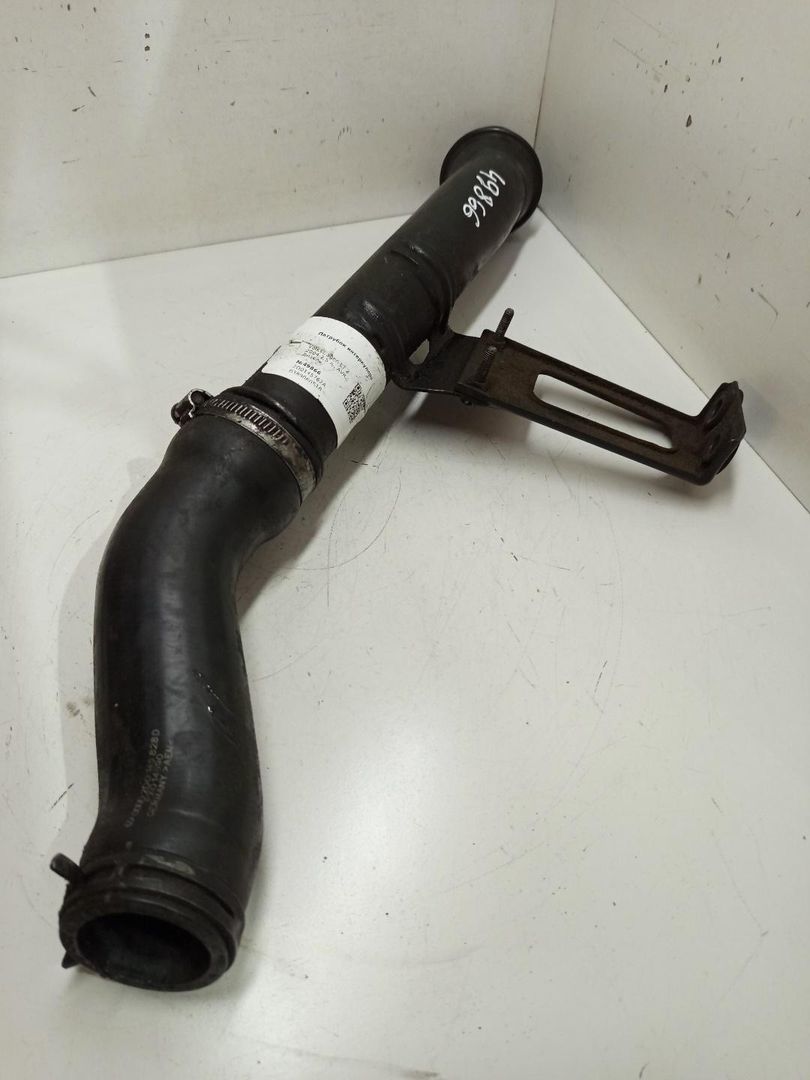 патрубок интеркулера Volkswagen LT 2 поколение 2004, 2.5 л., AVR, дизель, 2D0145762A, 038906051B