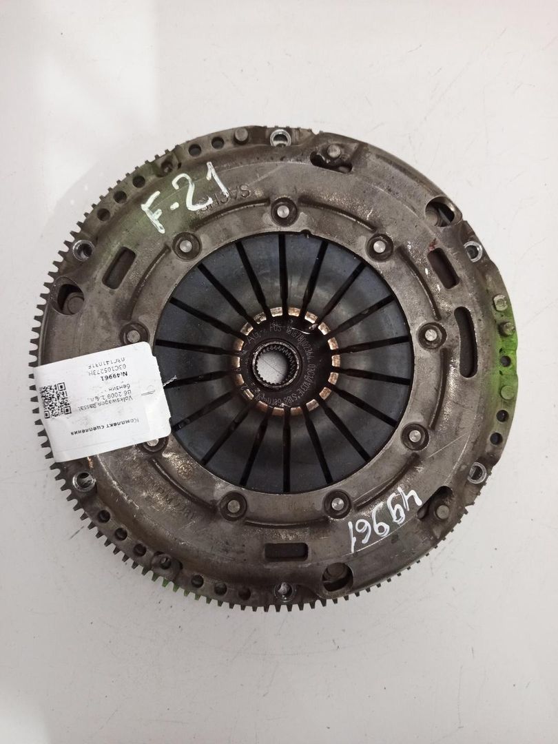 маховик Volkswagen Passat B6 2009, 1.4 л., бензин, 03C105273H, 03C141031F, 03C141025M